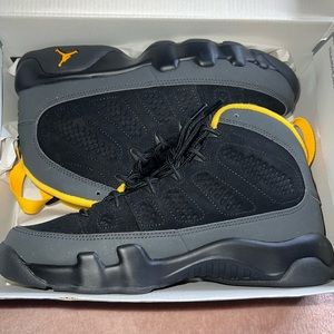 air jordan retro 9 university of gold